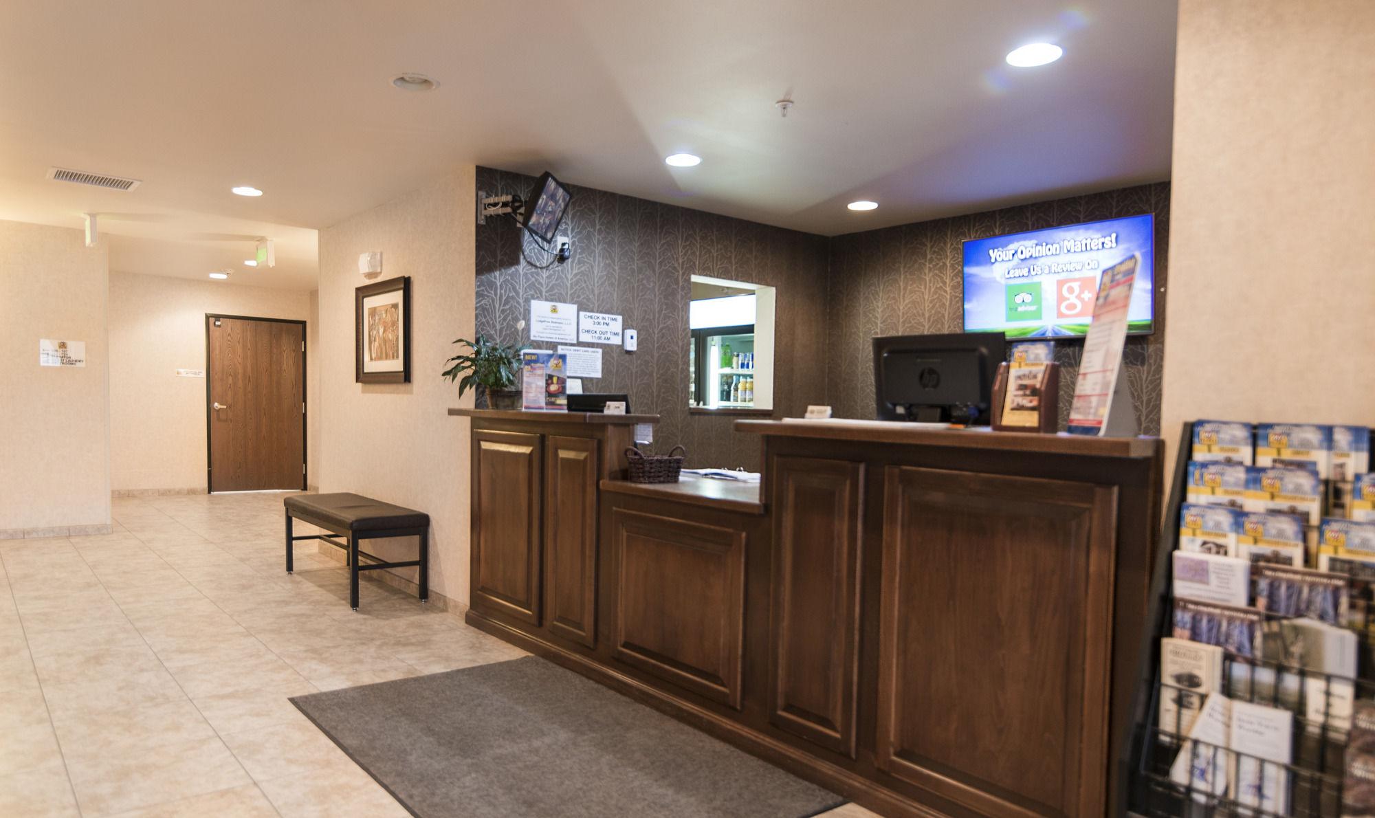 My Place Hotel-Dickinson, Nd Bagian luar foto