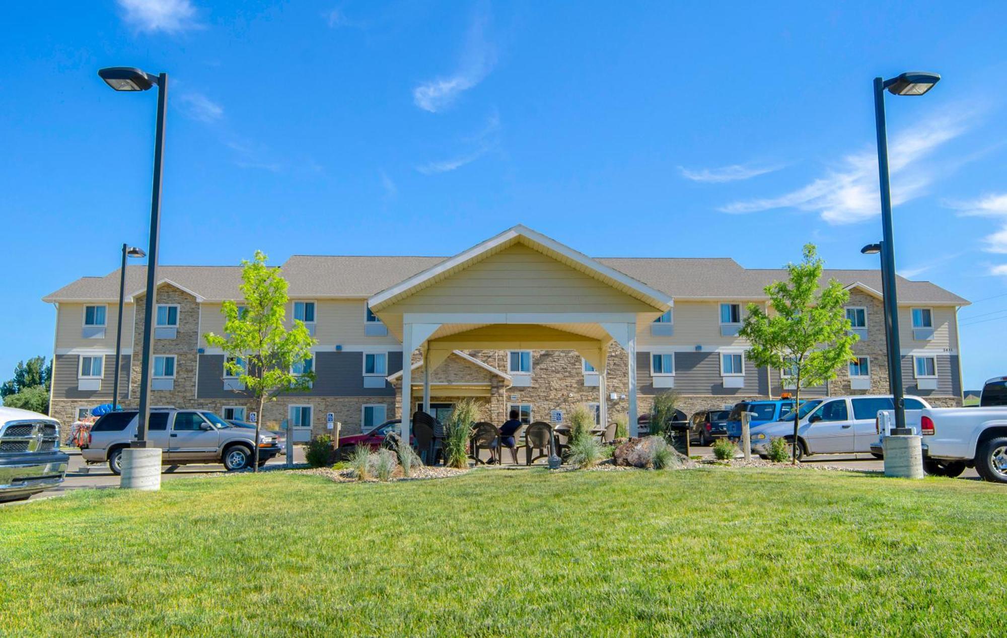 My Place Hotel-Dickinson, Nd Bagian luar foto