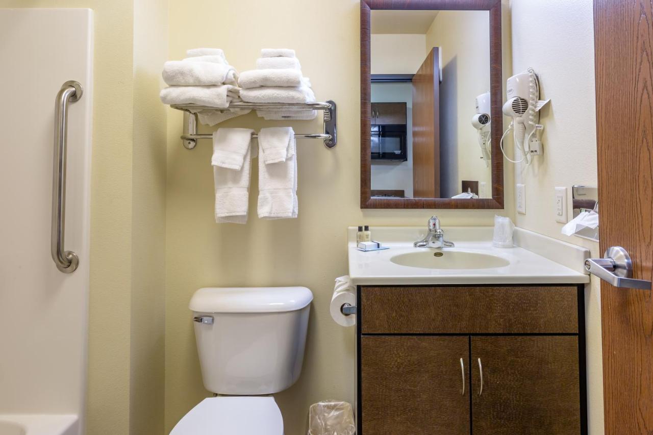 My Place Hotel-Dickinson, Nd Bagian luar foto