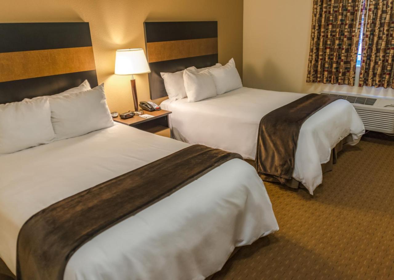 My Place Hotel-Dickinson, Nd Bagian luar foto